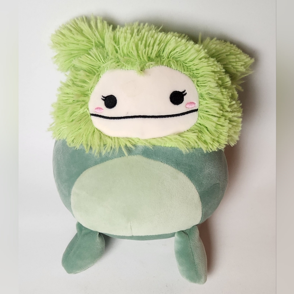 Squishmallow Bren Bigfoot